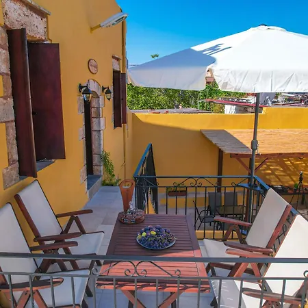 Sternesvillage, Premium Balcony Sutie شقة فندقية Stérnai
